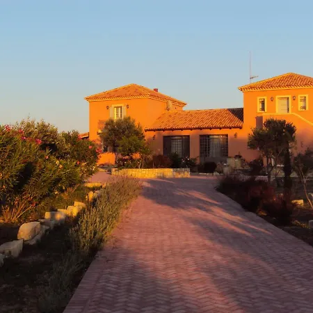 Alekos Beach Houses-natura Rossa *