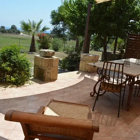 Alekos Beach Houses-natura Rossa * Lixouri